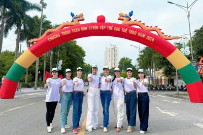 GIÁO VIÊN TRƯỜNG MN LAM HẠ HƯỞNG ỨNG CHƯƠNG TRÌNH TOÀN DÂN LUYỆN TẬP THỂ DỤC THỂ THAO NĂM 2026 