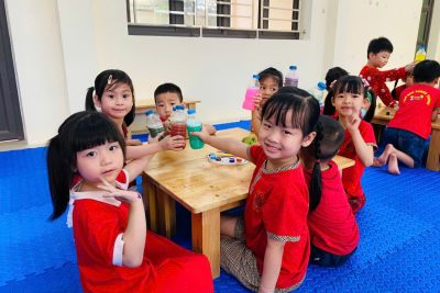 Hoạt động trải nghiệm sự biến đổi của nước lớp E5